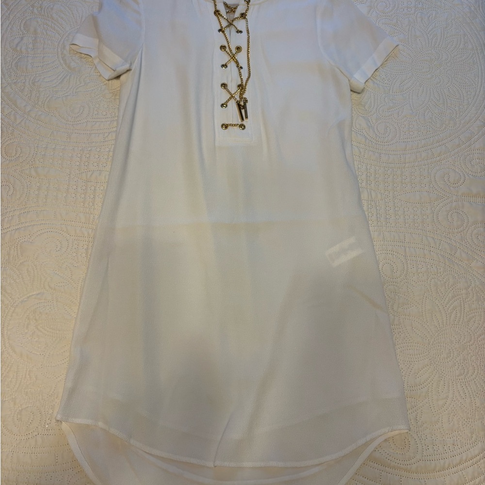 Elegant White Lace-Up Women's Dress